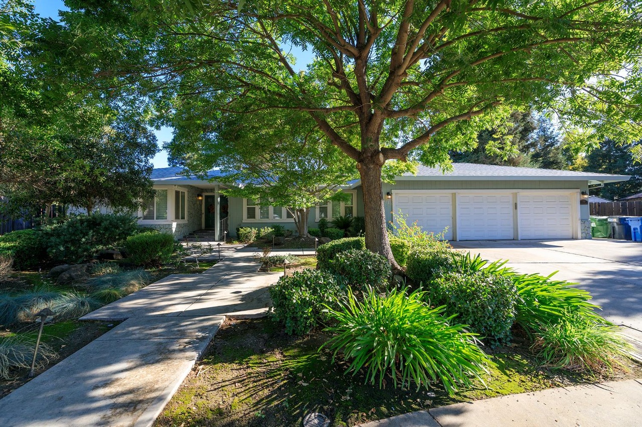1150 El Jacinto Ct, Turlock
