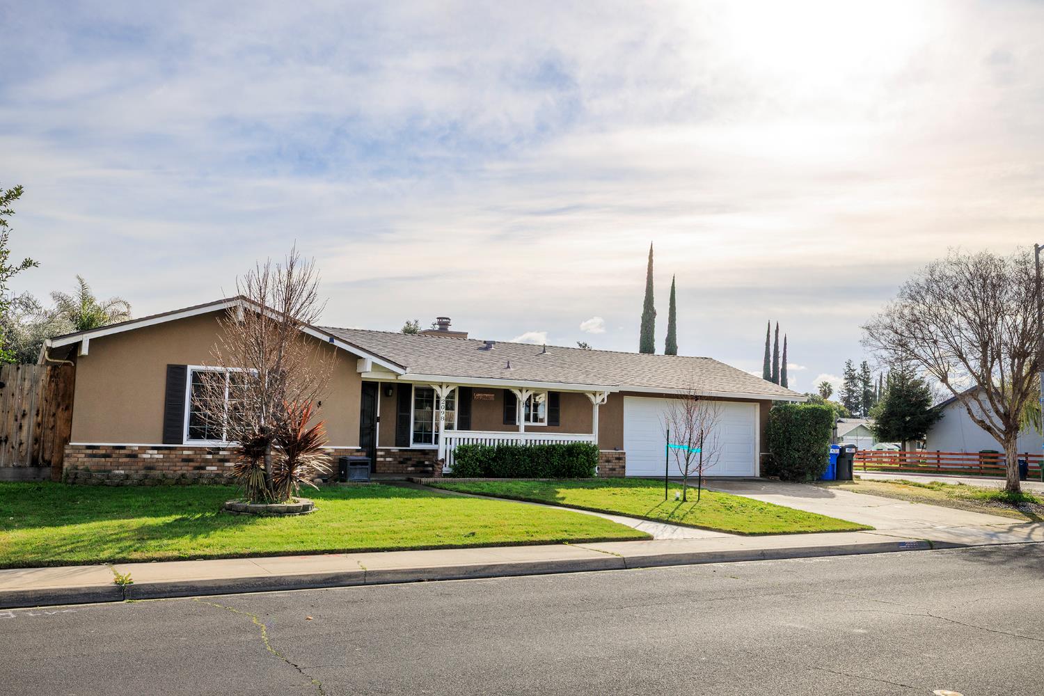 2098 Joett Dr Turlock