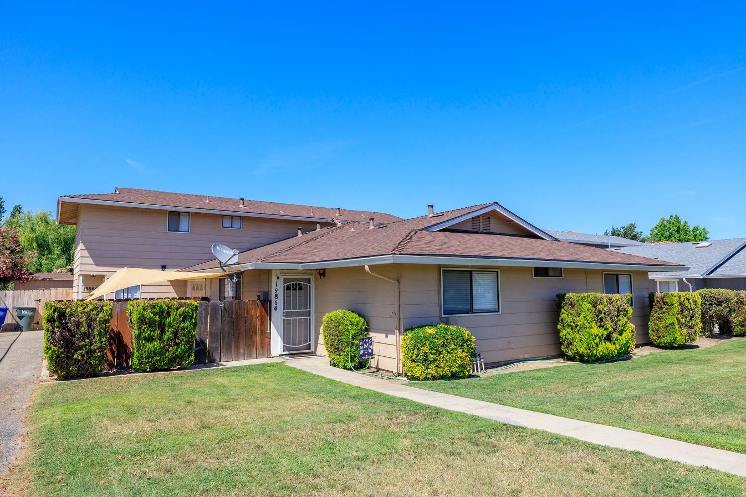 19864 1st St Hilmar