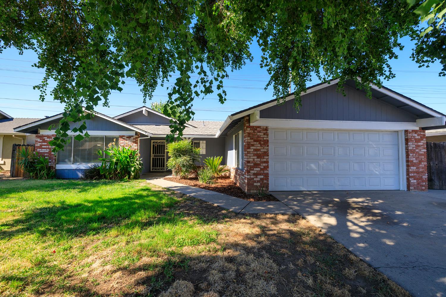 2113 Venus Dr Ceres